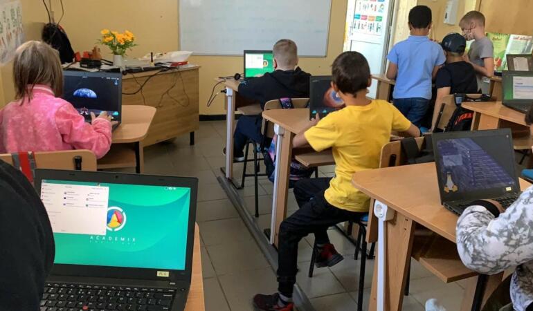 A fost inaugurată prima sală de clasă digitalizată din sectorul 2 al Bucureștiului