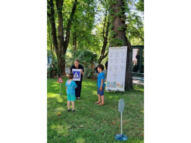 Copiii din Bihor învață cum să fie în siguranță
