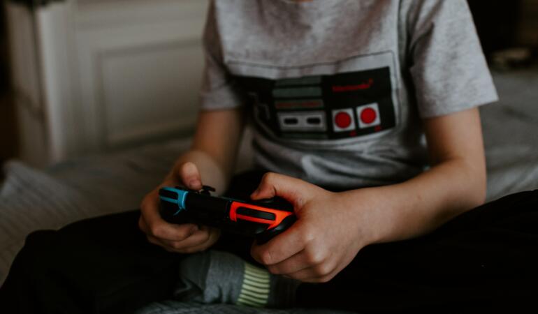 Jocurile video le dezvoltă copiilor anumite abilități. Studiu