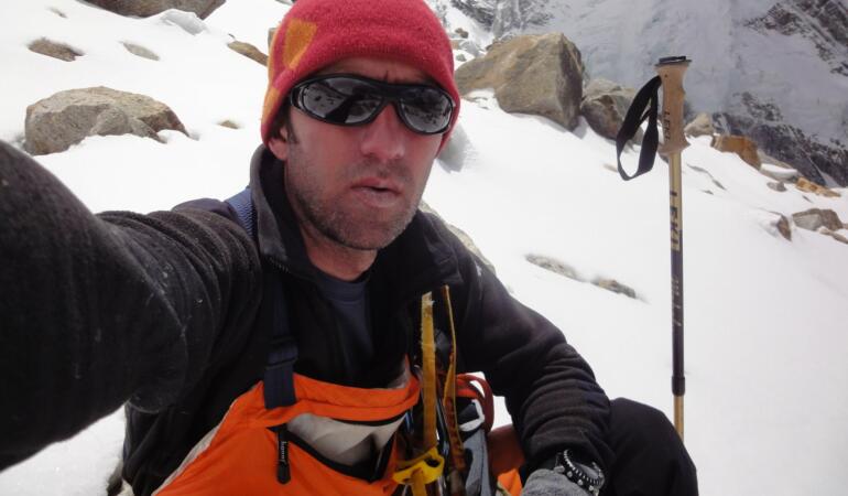 Premieră. Alpinistul Horia Colibășanu a ajuns pe al doilea cel mai periculos vârf din lume