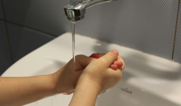 Ziua Mondială a Igienei Mâinilor, sărbătorită la Focșani. La ce activități sunt așteptați copiii