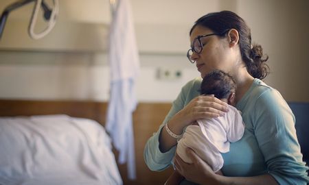 Mortalitatea maternă a crescut considerabil în România. Statisticile sunt îngrijorătoare