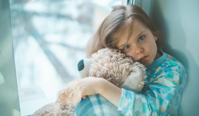 Cum protejăm copiii de virozele respiratorii sezoniere. Tot mai mulți ajung la spital