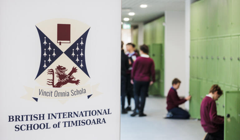 British International School of Timișoara – știință, artă, muzică, teatru pentru elevi din 30 de țări