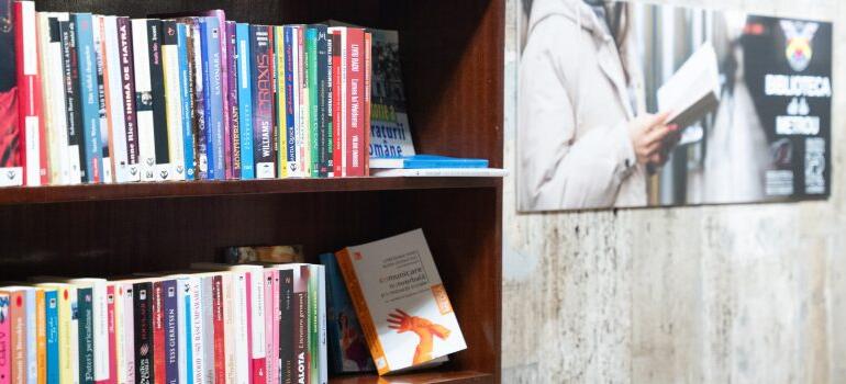 „Biblioteca de la Metrou”, proiectul care stimulează interesul pentru lectură