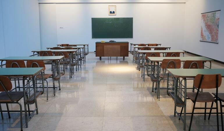 Reacții după cazul de viol din toaleta unei școli din București