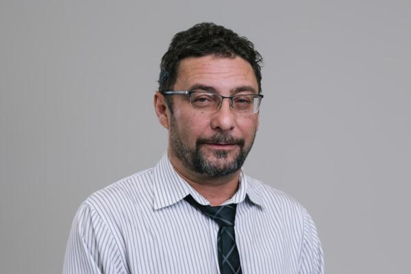 Fenomen alarmant printre elevi și studenți: nu mai sunt capabili să studieze! Semnal de alarmă tras de un celebru profesor din SUA