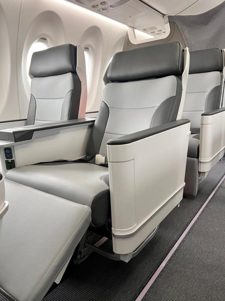 Călătorii ieftine cu avionul, ne pregătim de vacanță. Reduceri substanțiale la AnimaWings